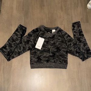 Brand New Camo Gymshark Cropped Long sleeve